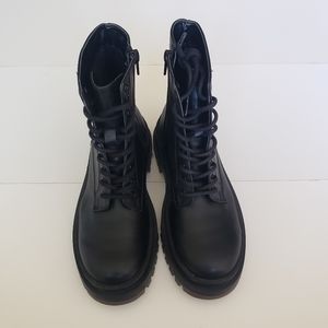👢Zara Kids Contrasting Sole Ankle Lace up Boots